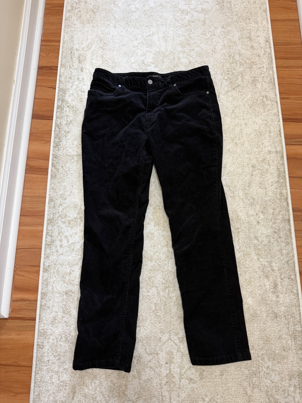Black Alfani Men’s Corduroy Straight-Leg Pants